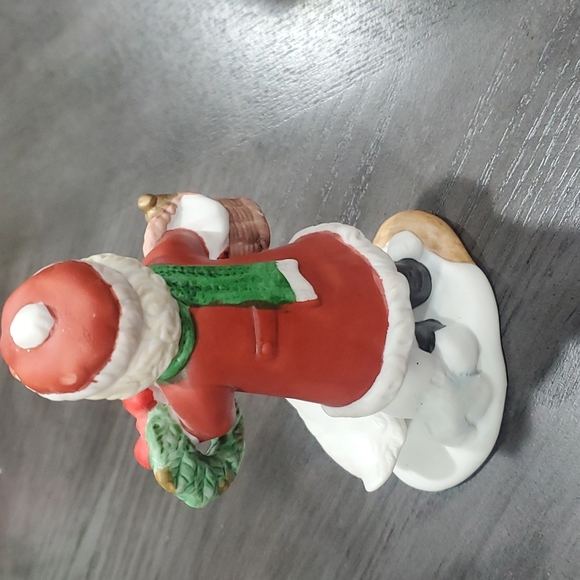 Vintage Christmas figurine woman with goose - Picture 2 of 5